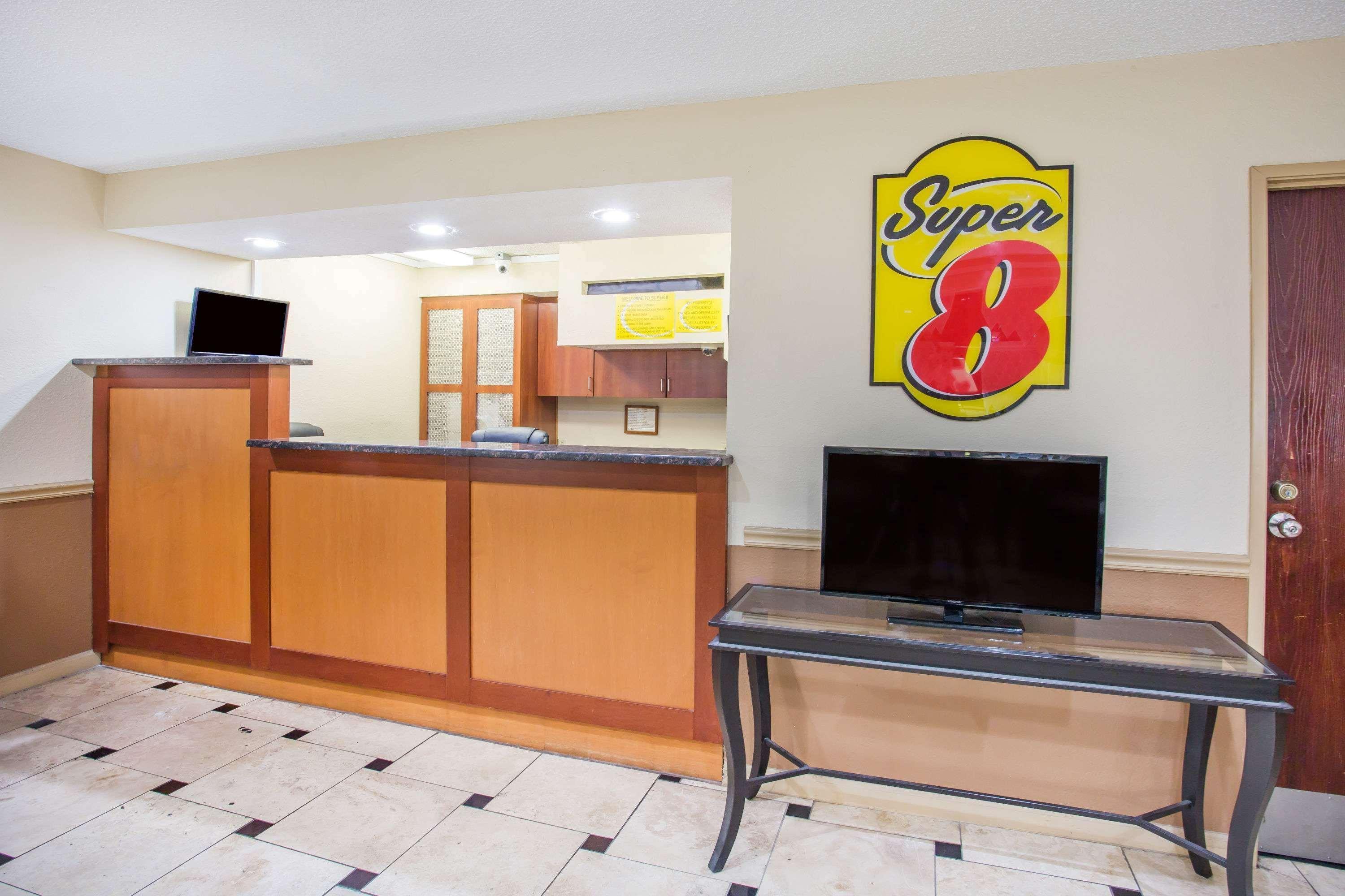 Super 8 By Wyndham Harrisonburg Motel Exterior foto